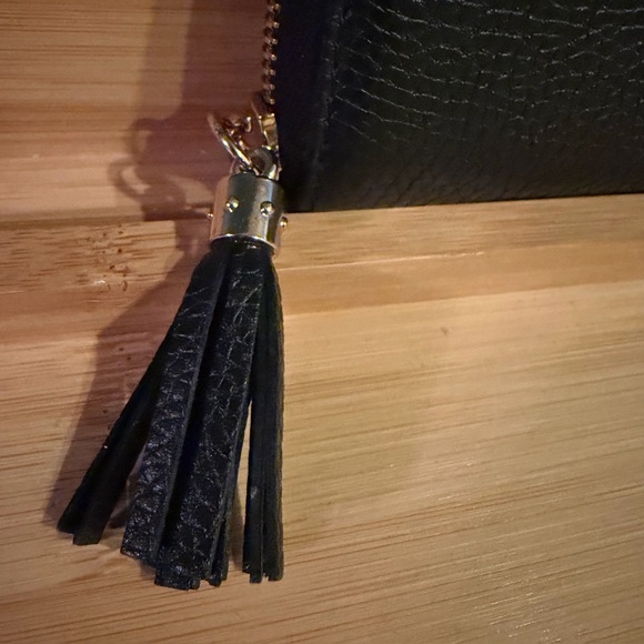 Gucci Soho Black Pebbled monogram zip-around wallet - Picture 4 of 6